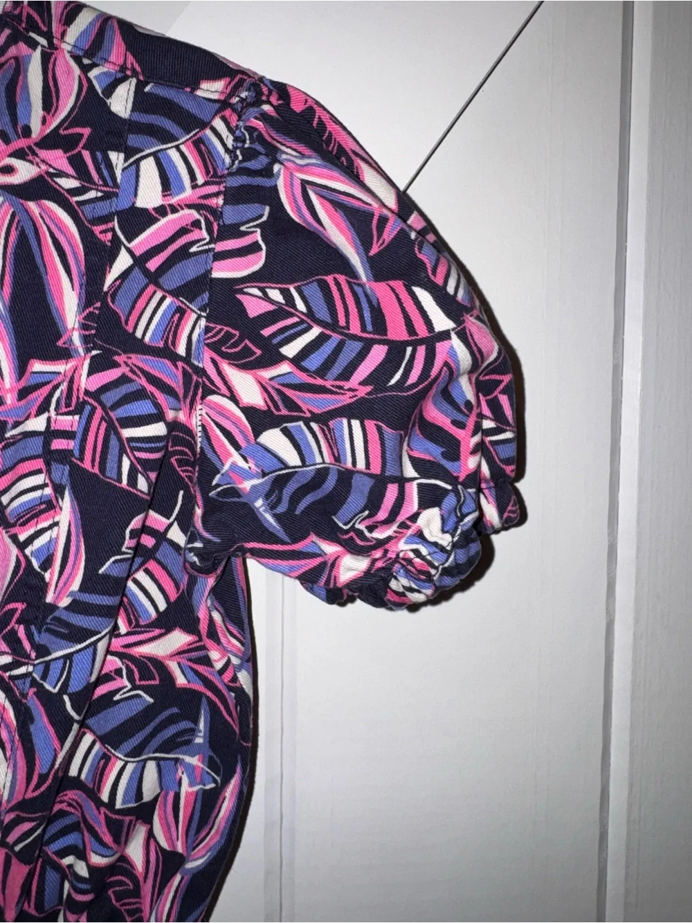 Vince Camuto Tropical Leaf Print Zip Front Romper Pink Blue Navy Size 7